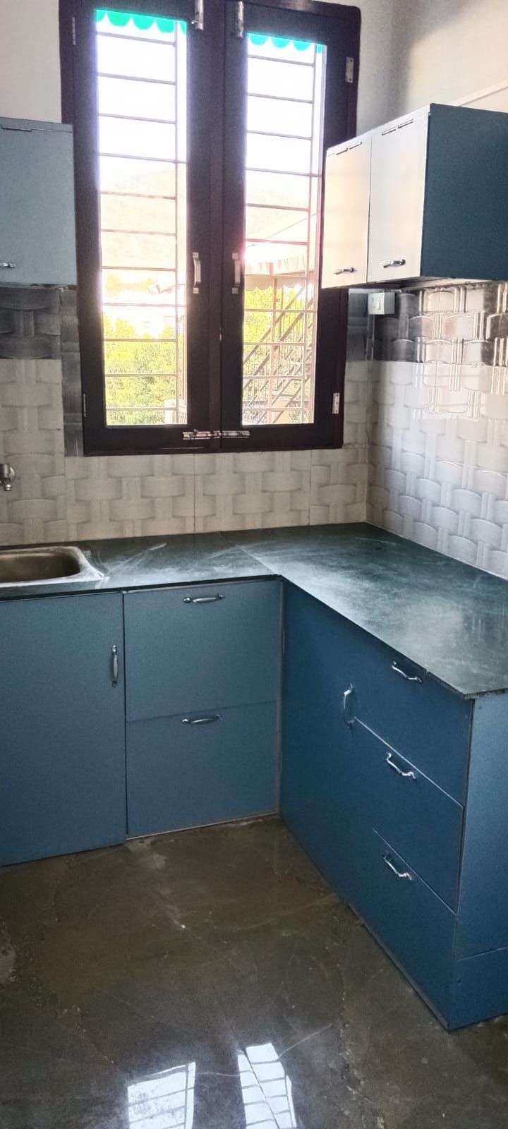 big single room photo 5